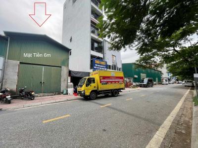 Mặt phố Hoa Động - Cự Khối - Long Biên. DT: 84m2, MT: 6m, đường 13m vỉa hè 3m, 16,8 tỷ